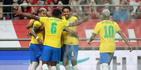 博鱼-桑德罗两造点锁主力位置 内马尔两罚点差贝利4球