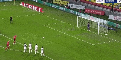 博鱼下载-蓉城4-1暂登顶中超 赛季双杀+送海港近14轮首败 费利佩百场战双响