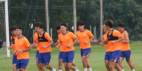 博鱼下载-泰山队24人参加合练，泽卡在列，三新人有机会，还有一个新面孔