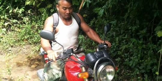 养牛、巡边、踢足球，他一样不差！