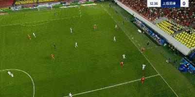 博鱼下载-蓉城4-1暂登顶中超 赛季双杀+送海港近14轮首败 费利佩百场战双响