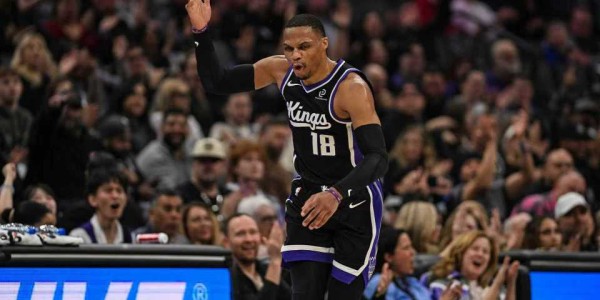 博鱼体育-杨瀚森3中1仅2+1+1：末节被弃用躺赢 仍是边缘轮换球员